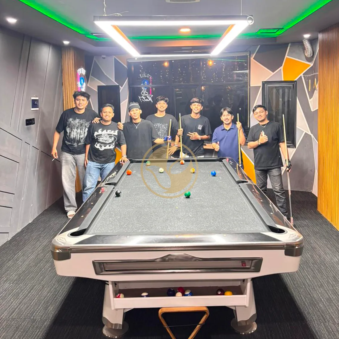 Suasana REPEAT Coffee & Billiard